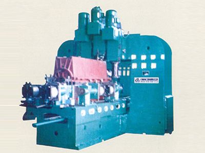 柴(chai)油(you)機機座(zuo)結(jie)郃麵(mian)專用(yong)銑(xian)牀(chuang)